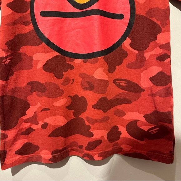 ๐HOST PICK x 2๐ BAPE x Baby Milo x Sesame Street Limited Edition Tee, Red, Small - Picture 7 of 15